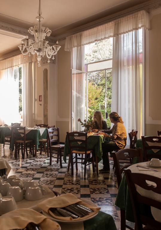 Hotel Byron Lido di Venezia Kültér fotó