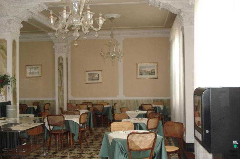 Hotel Byron Lido di Venezia Kültér fotó